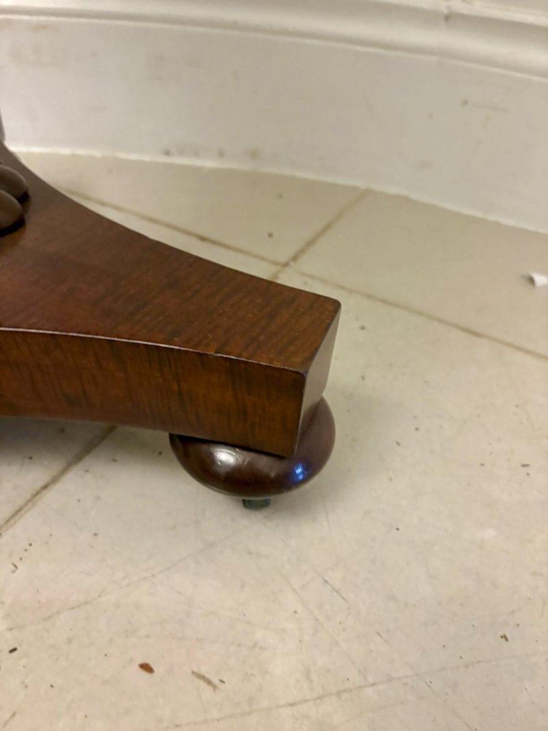 Antique Victorian Quality Mahogany Circular Sewing / Lamp Table